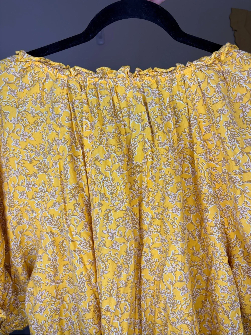 Old Navy Yellow Floral Peasant Blouse Size XL